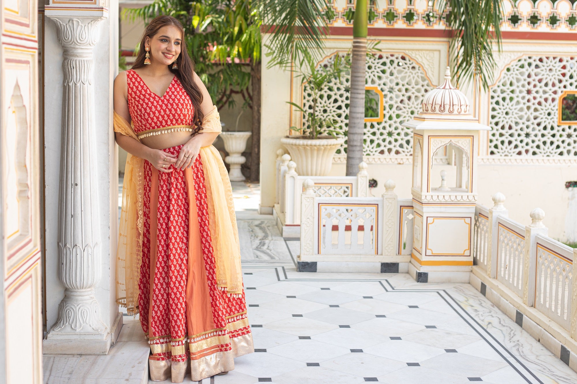 BAREENA LEHENGA - Sarnya