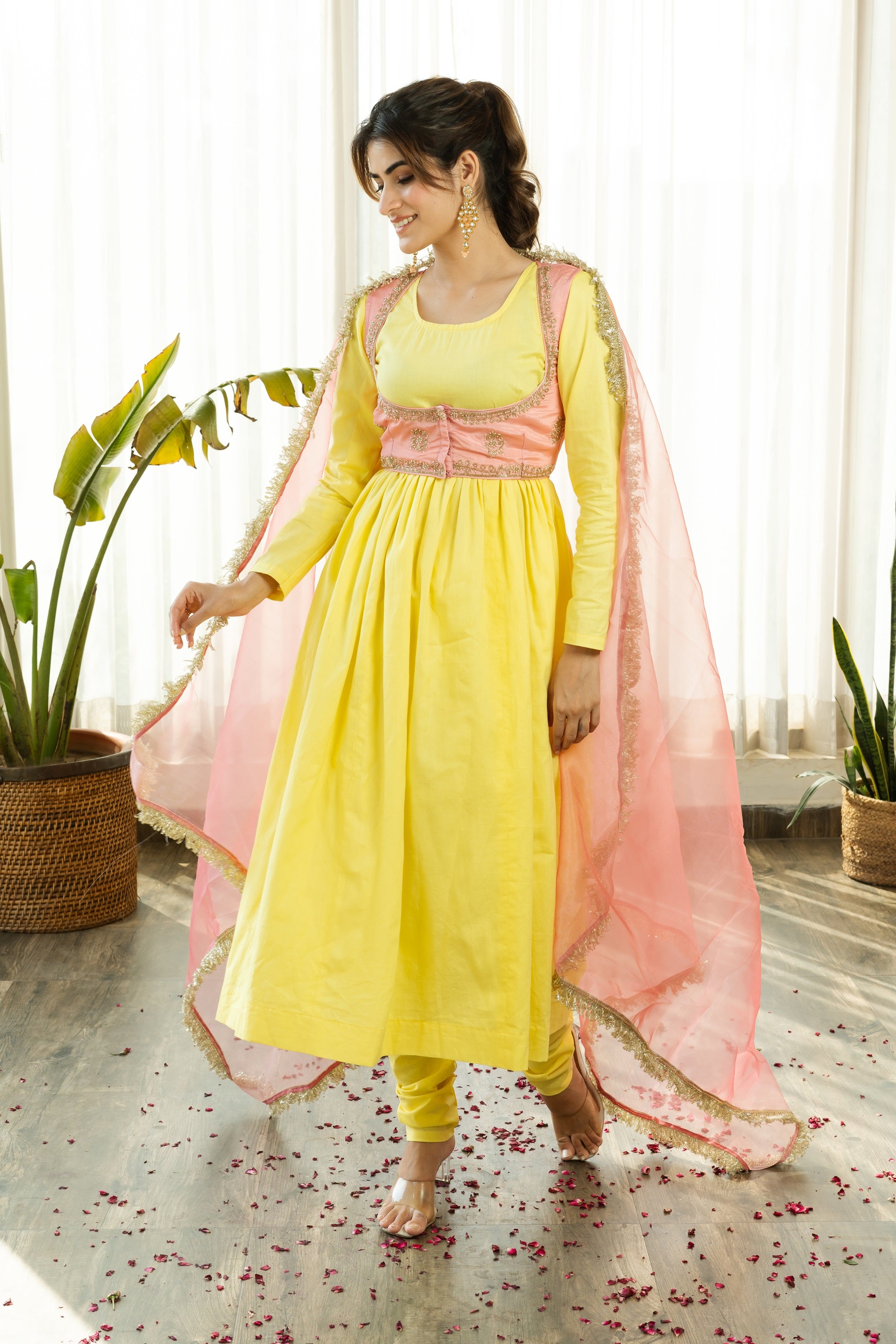 AAINA YELLOW SUIT SET WITH PINK EMBROIDERED CROP JACKET - Sarnya