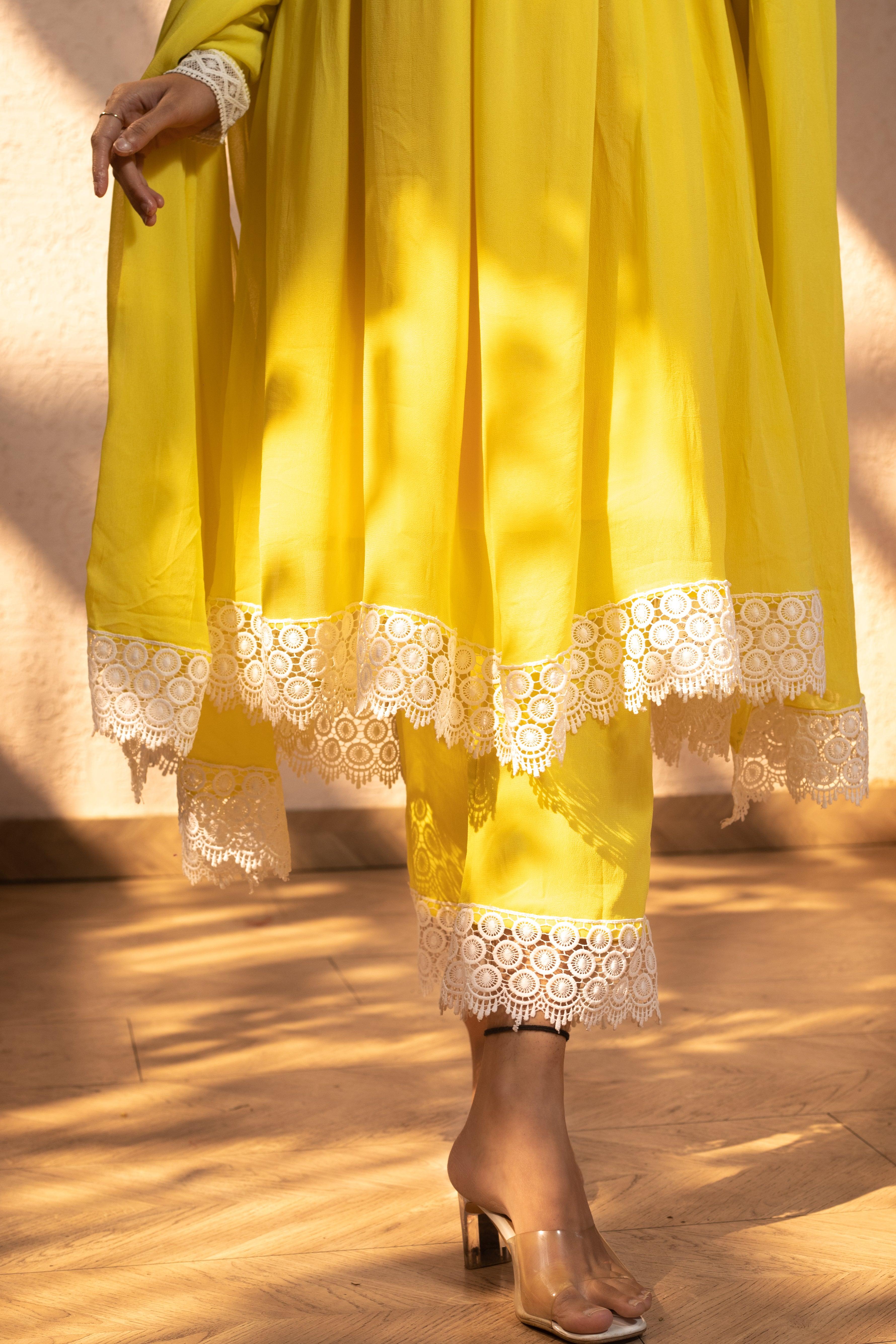YELLOW LILY SET - Sarnya