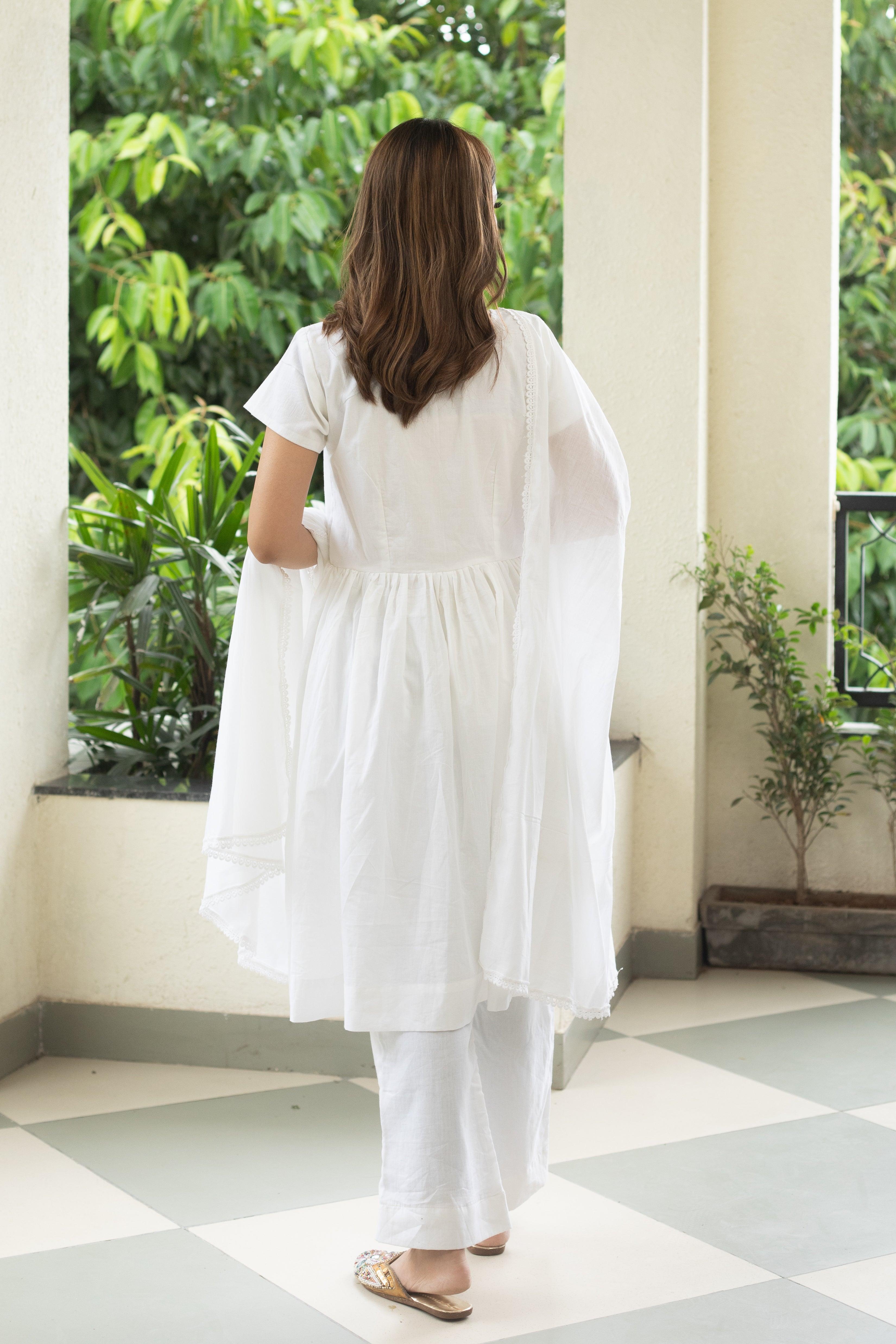 SWAN SET - Sarnya