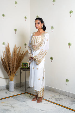 NYRA EMBROIDERED GEORGETTE KURTA SET WITH BLOUSE
