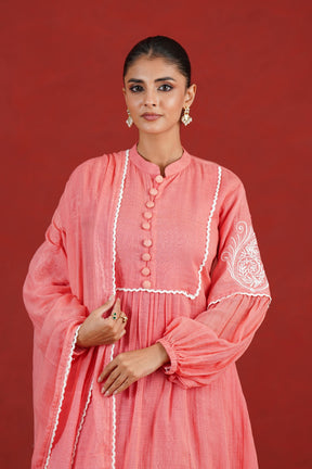 Peach embroidered Kota Doriya kurta with white sleeve motif - upper body detail