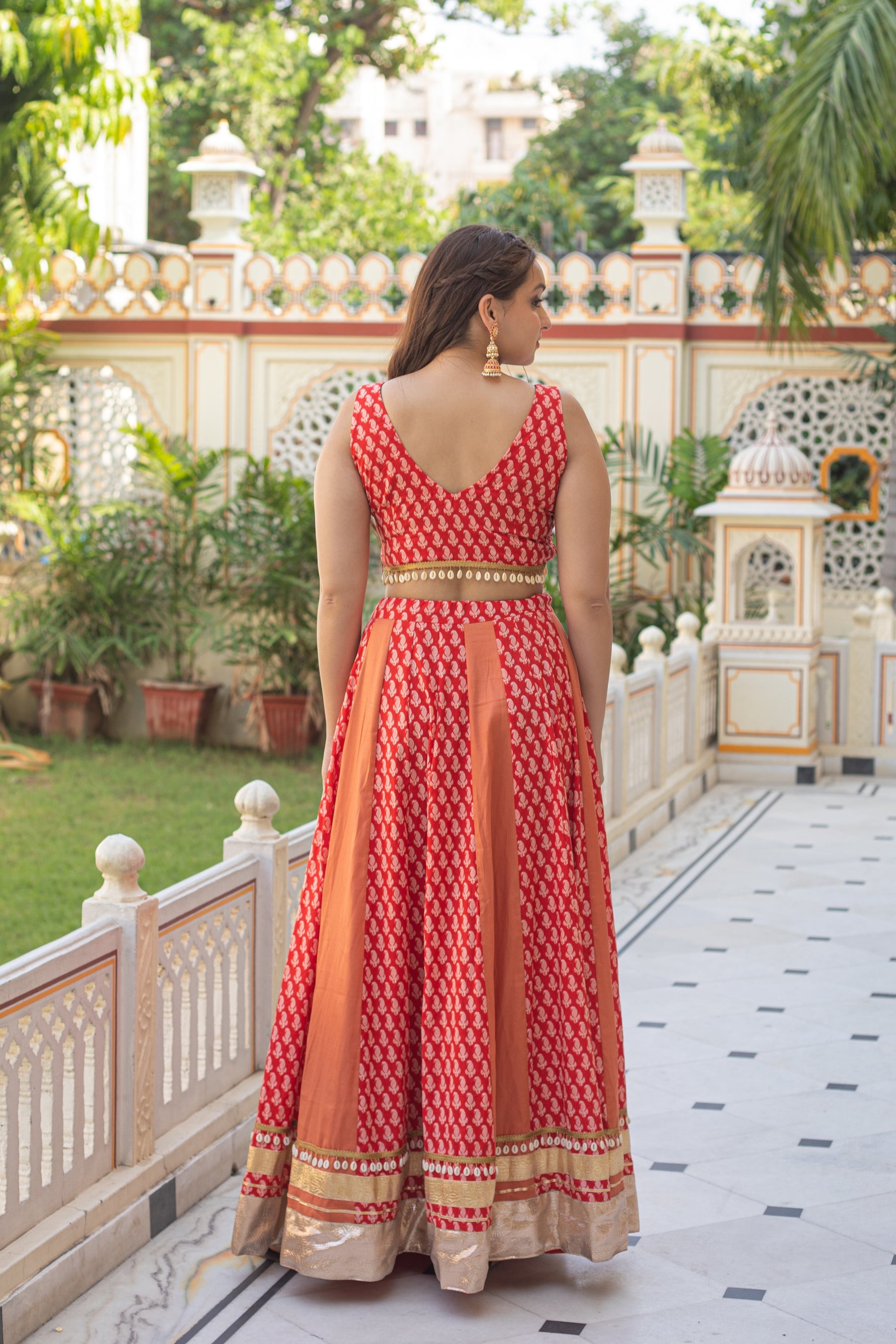 BAREENA LEHENGA - Sarnya