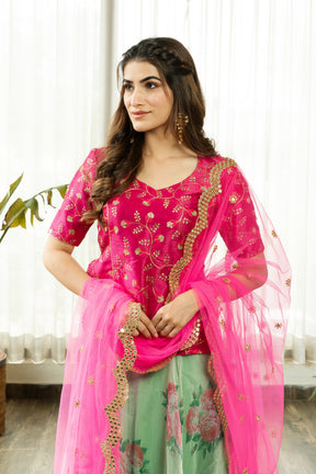 RAASHNA EMBELLISHED LEHENGA WITH PINK DUPATTA - Sarnya