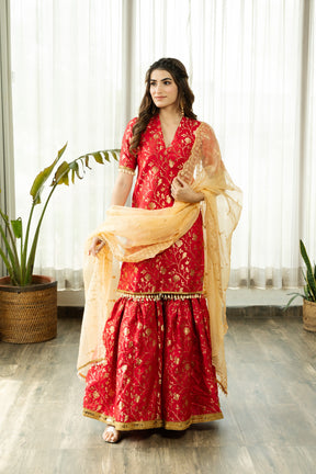 PREKSHA PINK BANARSI SHARARA SET WITH GOLDEN DUPATTA - Sarnya
