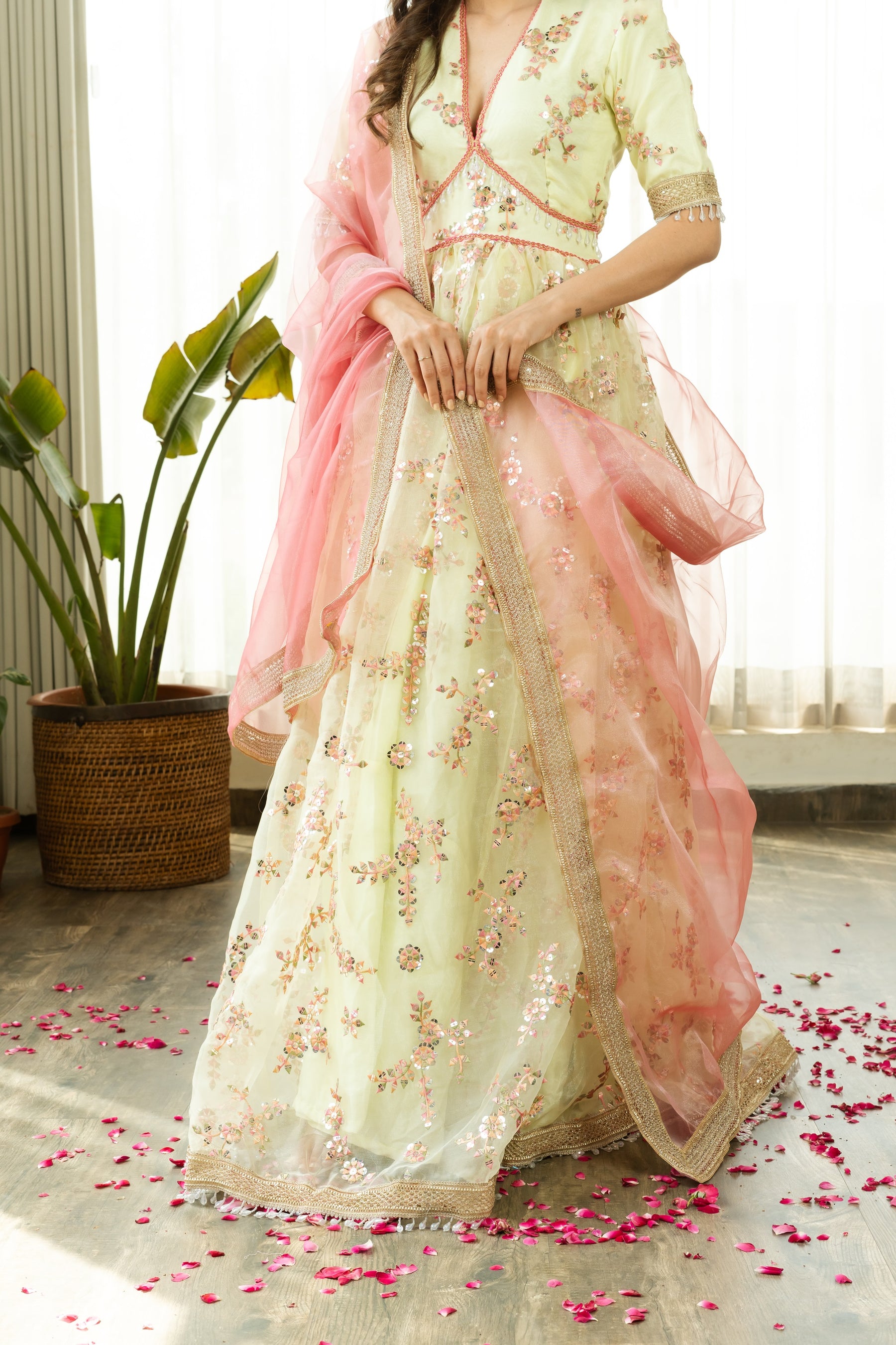 FALAK LIME EMBELLISHED SET - Sarnya