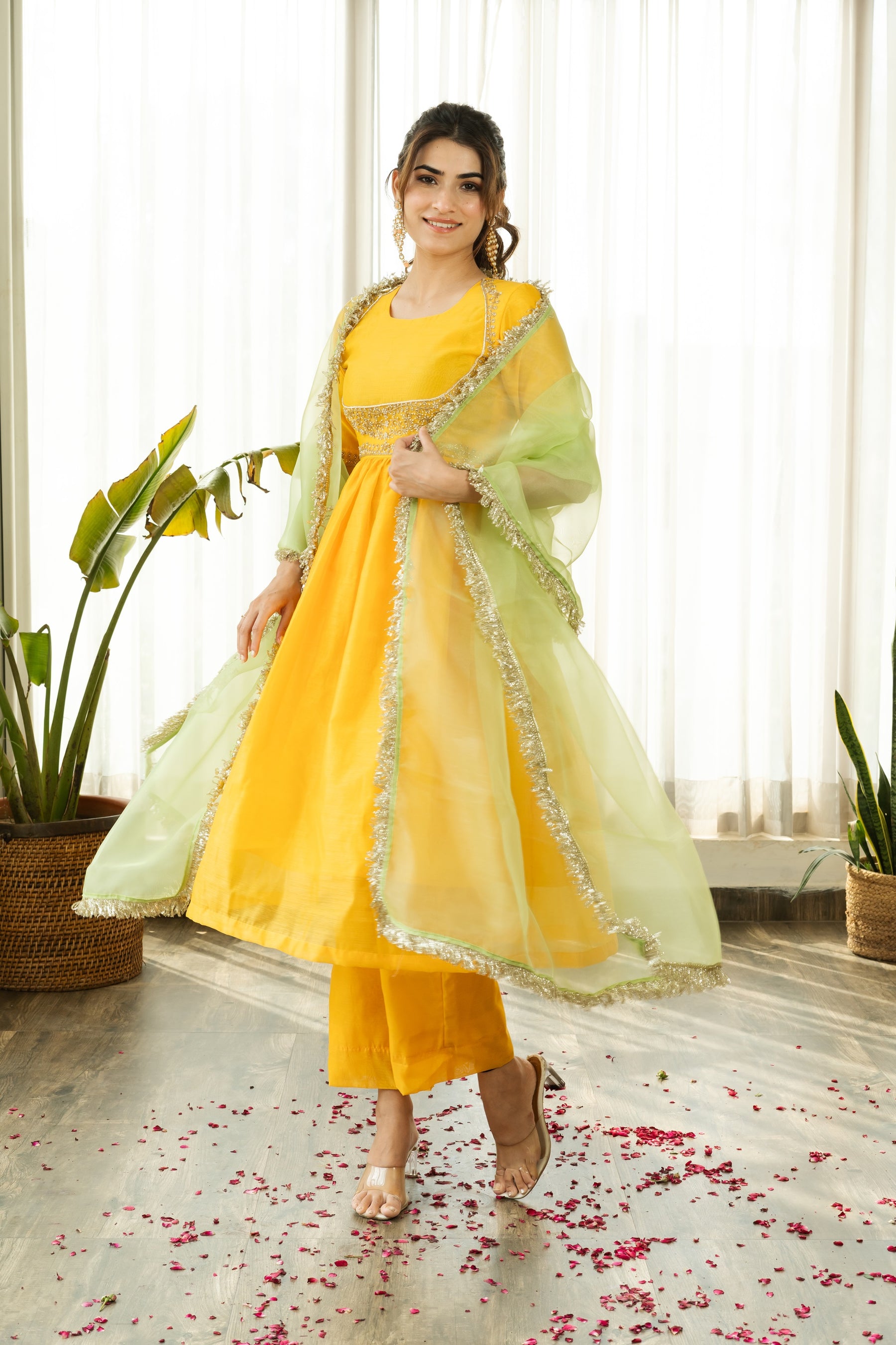 GULZAR EMBROIDERED SILK SUIT SET WITH DUPATTA - Sarnya