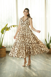 CREAMY VILLEA DRESS - Sarnya