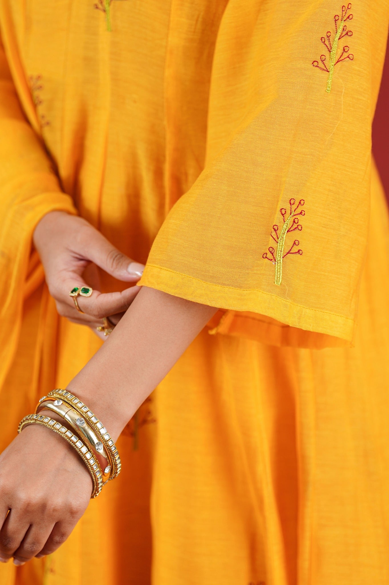 Aarika yellow embroidered Chanderi kurta sleeve detail