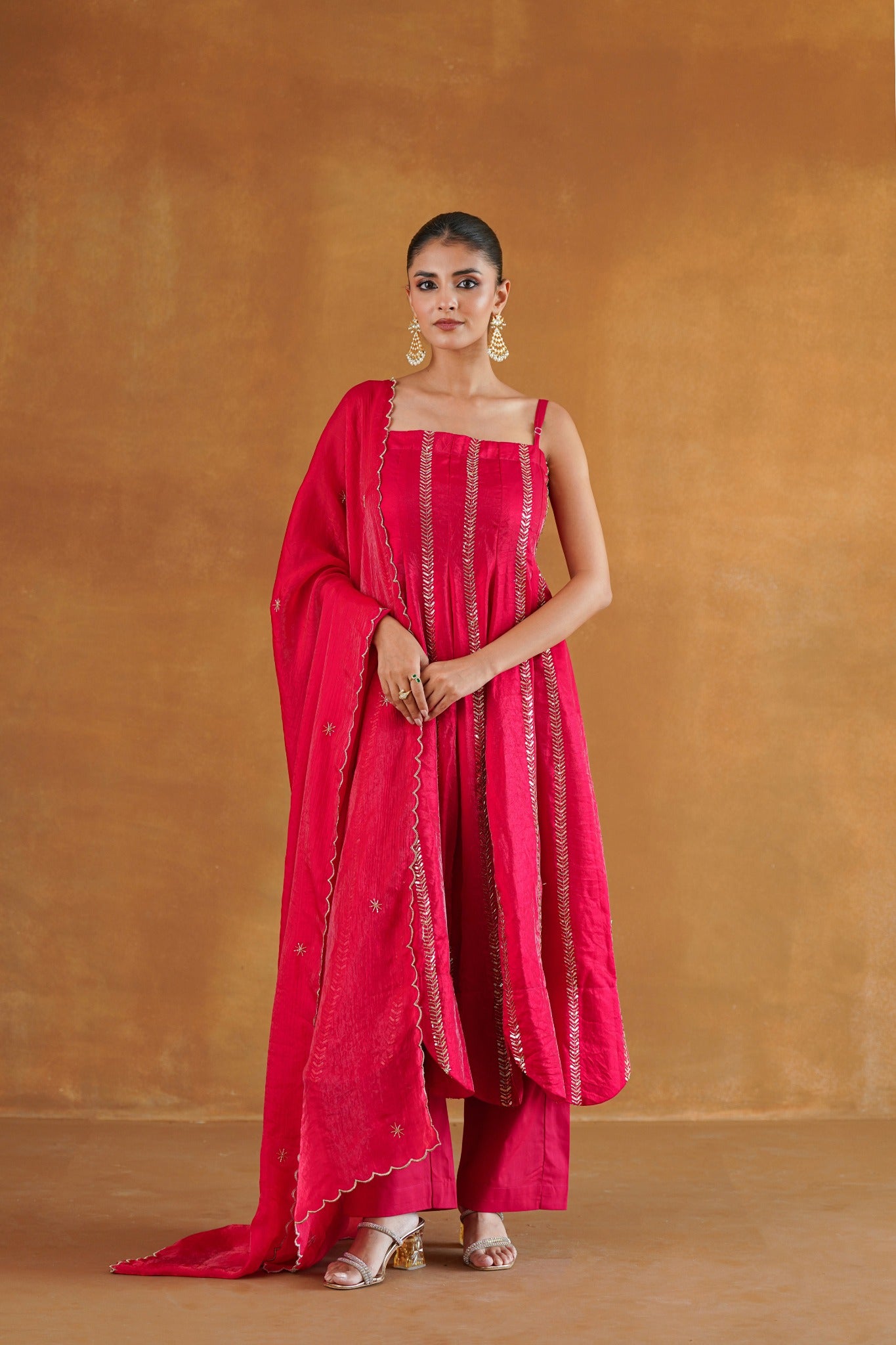 Naaz red kalidar kurta set front view