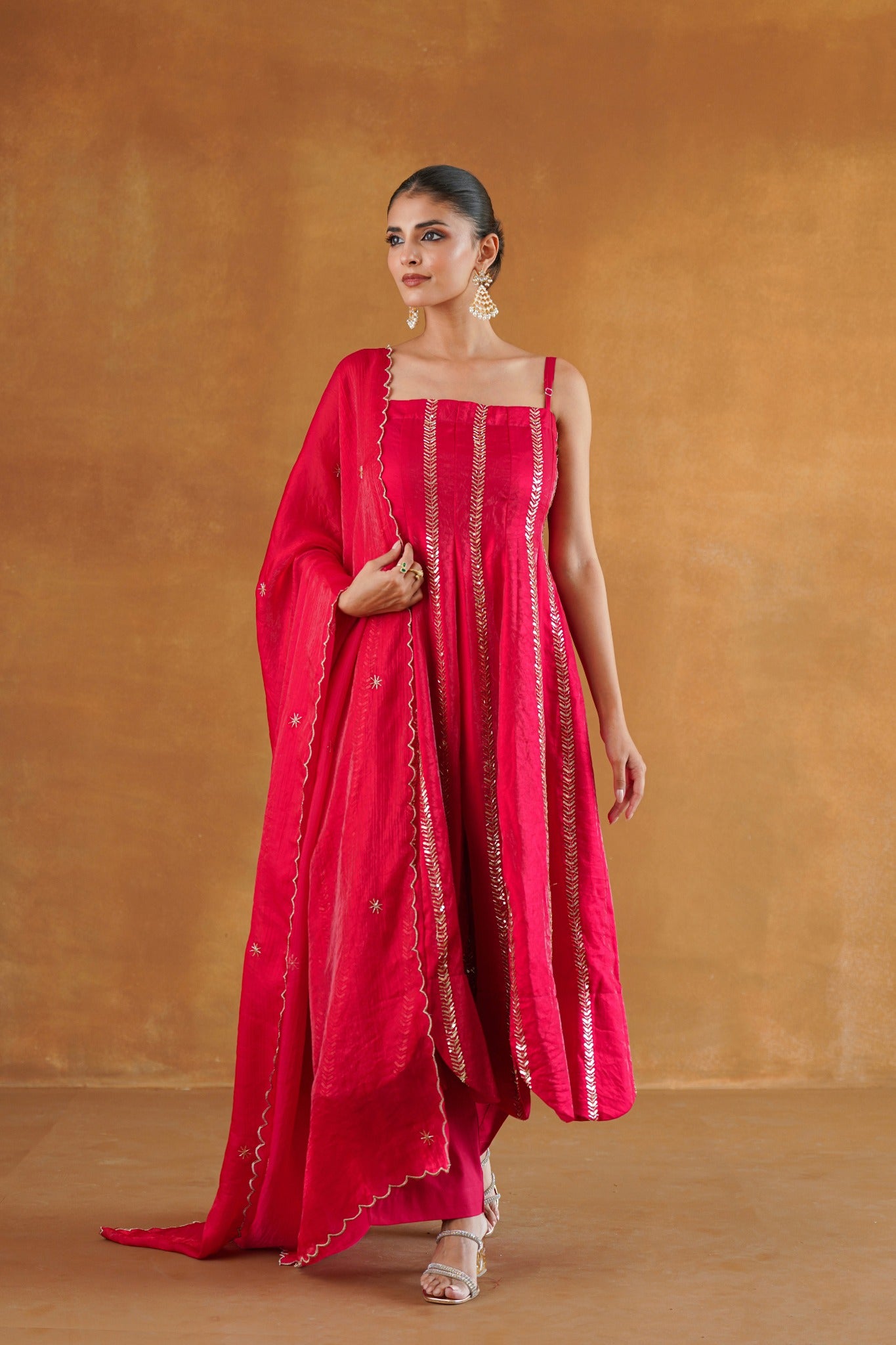 Naaz red kalidar kurta set full front look