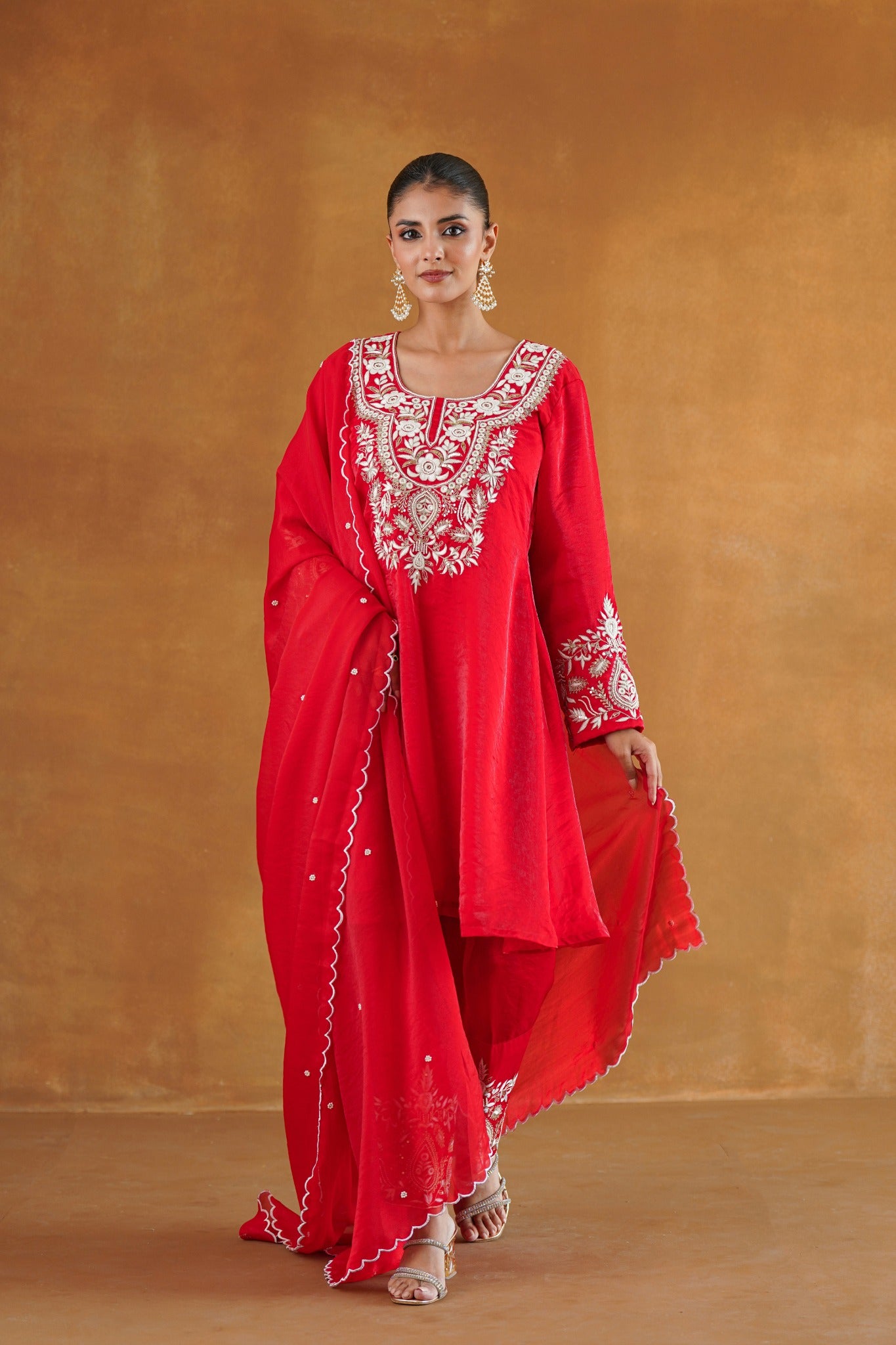 Zarveen red hand embroidered salwar kurta set front view