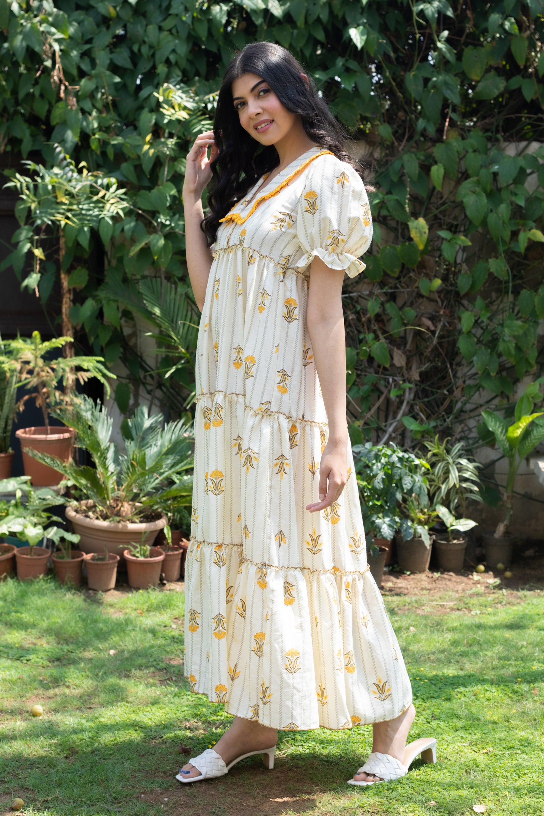 YELLOW LILY DRESS - Sarnya