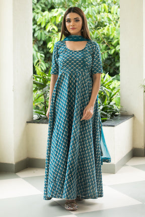 BLUE FLORAL HANDBLOCK SUIT SET - Sarnya